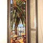 بيت ريفي San Teodoro 4*
