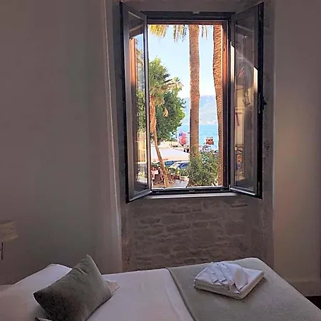 San Teodoro 여관 4*