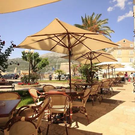 San Teodoro אורחן