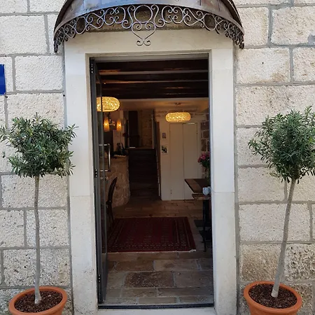 San Teodoro קורצולה