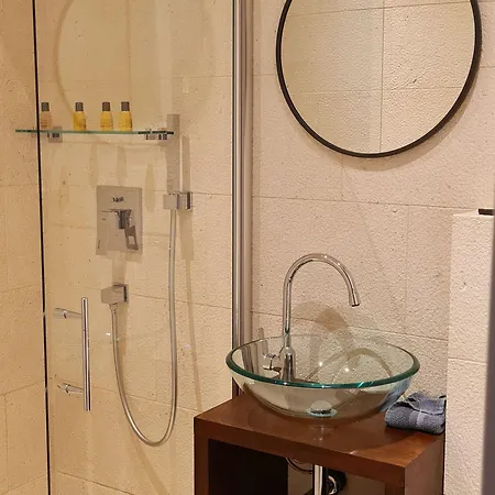 San Teodoro אורחן קורצולה