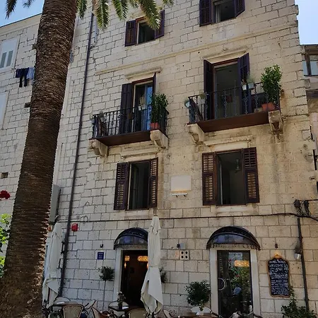 אורחן San Teodoro 4*