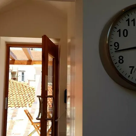 אורחן San Teodoro קורצולה